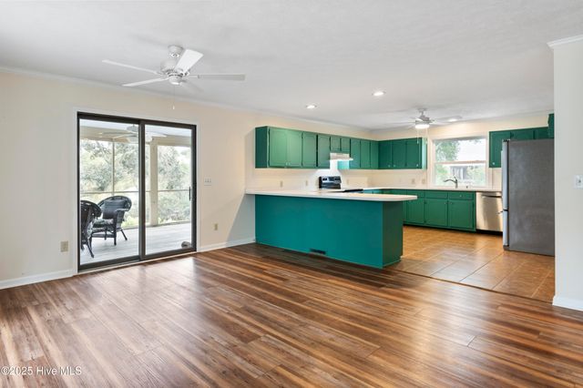 303 Live Oak Street, Emerald Isle, NC 28594