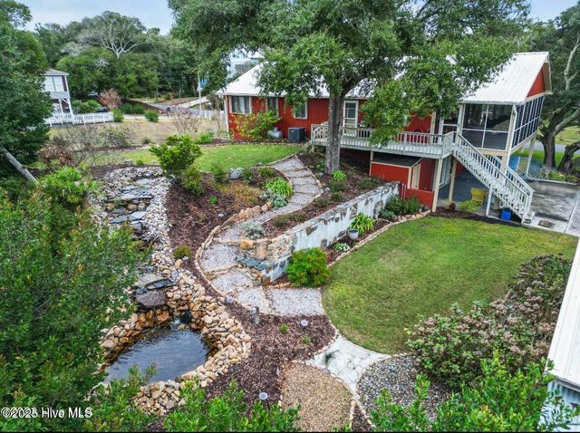 303 Live Oak Street, Emerald Isle, NC 28594