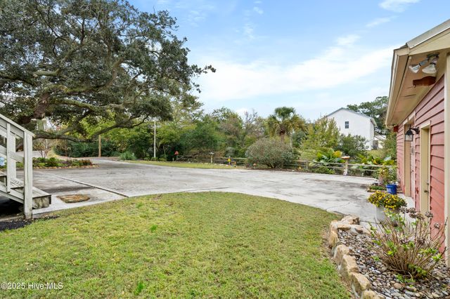 303 Live Oak Street, Emerald Isle, NC 28594