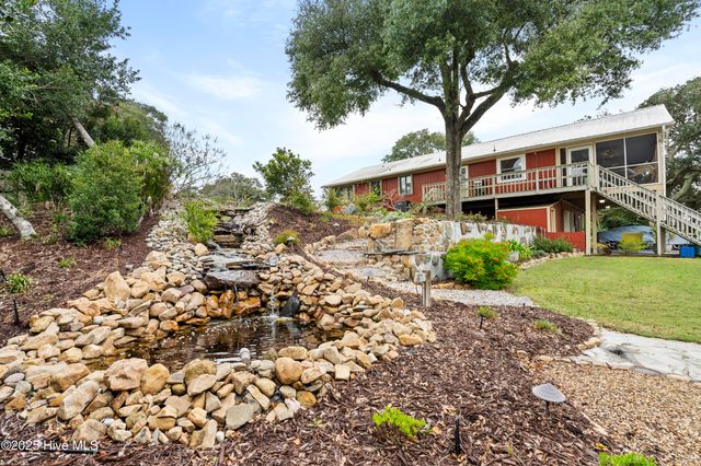 303 Live Oak Street, Emerald Isle, NC 28594