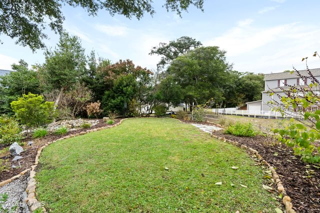 303 Live Oak Street, Emerald Isle, NC 28594