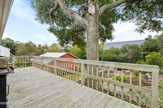 303 Live Oak Street, Emerald Isle, NC 28594