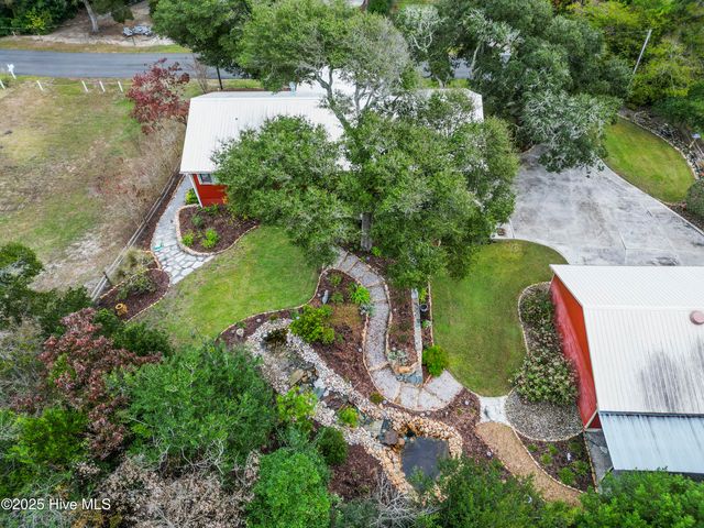 303 Live Oak Street, Emerald Isle, NC 28594