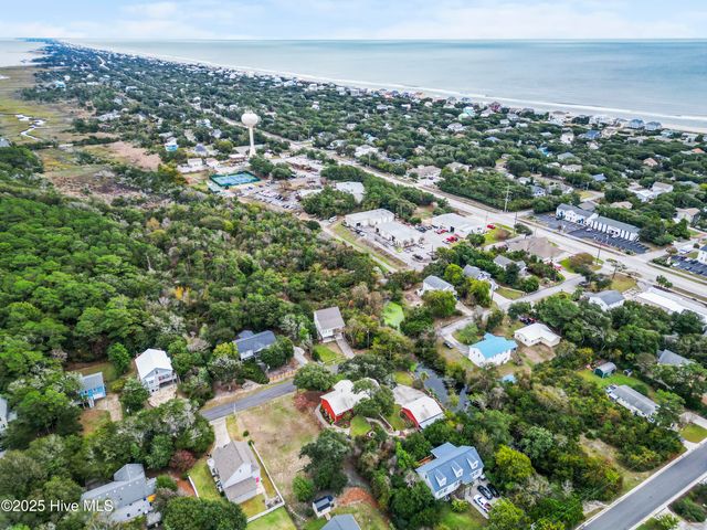 303 Live Oak Street, Emerald Isle, NC 28594
