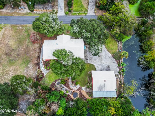 303 Live Oak Street, Emerald Isle, NC 28594