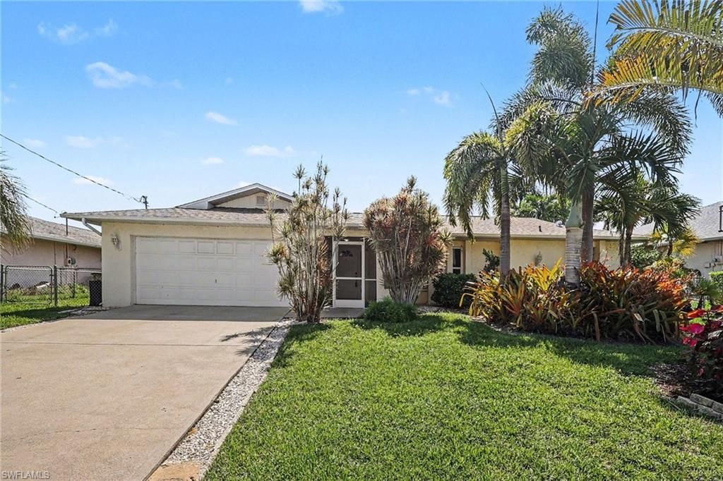 2205 SE 10th PL, Cape Coral, FL 33990