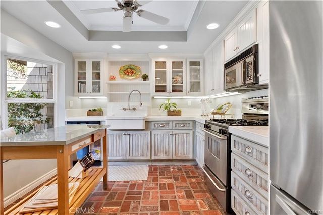 4 Sea Island Drive, Newport Beach, CA 92660