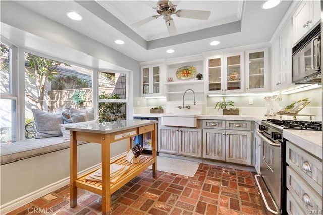 4 Sea Island Drive, Newport Beach, CA 92660