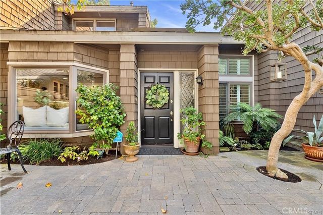4 Sea Island Drive, Newport Beach, CA 92660
