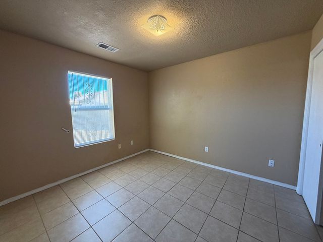 7515 S Autumn Breeze Road SW, Albuquerque, NM 87121