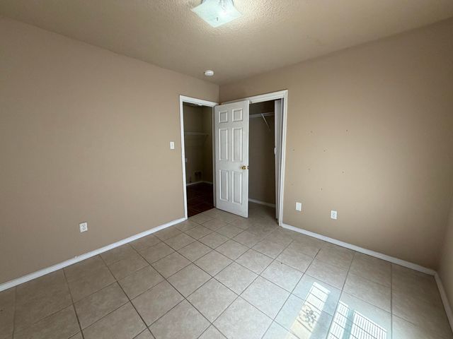 7515 S Autumn Breeze Road SW, Albuquerque, NM 87121