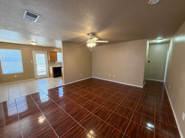 7515 S Autumn Breeze Road SW, Albuquerque, NM 87121