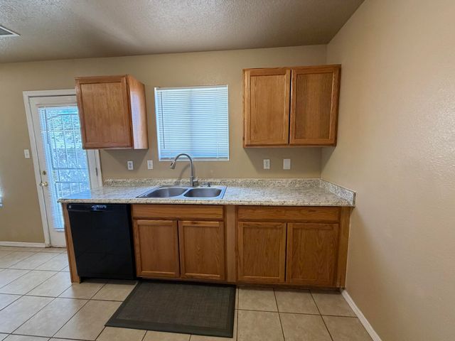 7515 S Autumn Breeze Road SW, Albuquerque, NM 87121