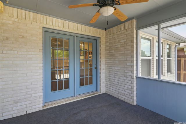 1559 Golden Sage Dr, Seguin, TX 78155