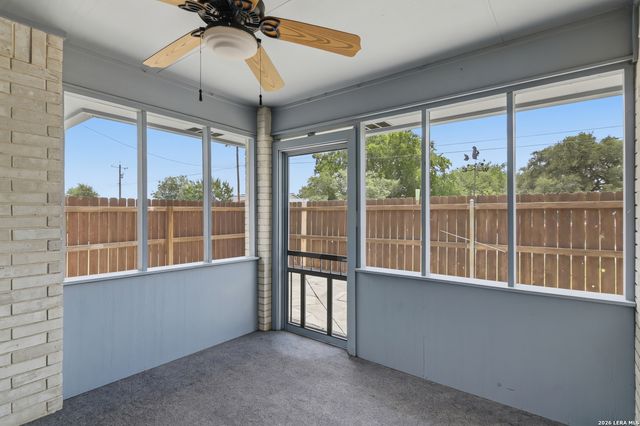 1559 Golden Sage Dr, Seguin, TX 78155
