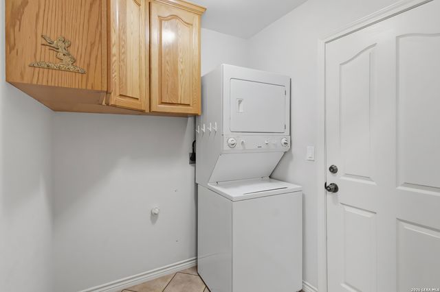 1559 Golden Sage Dr, Seguin, TX 78155
