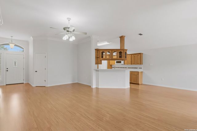 1559 Golden Sage Dr, Seguin, TX 78155