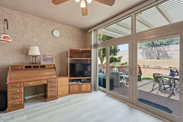 2452 S Orchard View Drive, Green Valley, AZ 85614