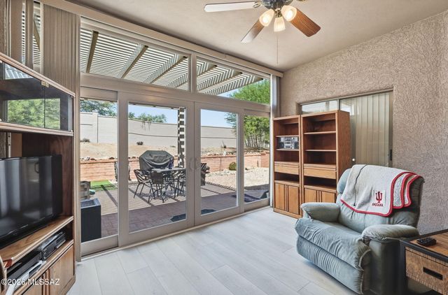 2452 S Orchard View Drive, Green Valley, AZ 85614