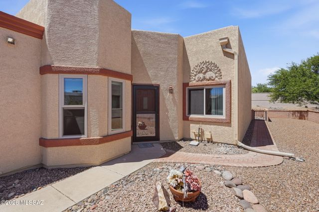2452 S Orchard View Drive, Green Valley, AZ 85614