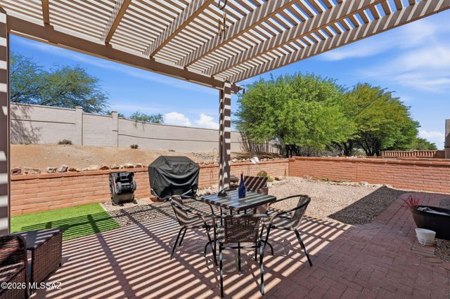 2452 S Orchard View Drive, Green Valley, AZ 85614