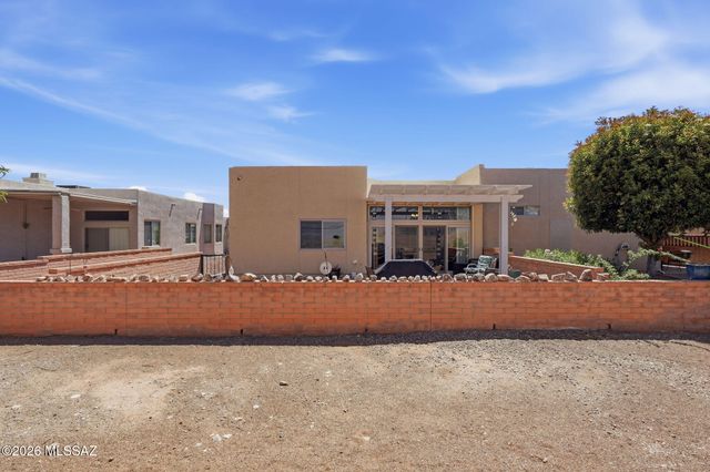 2452 S Orchard View Drive, Green Valley, AZ 85614