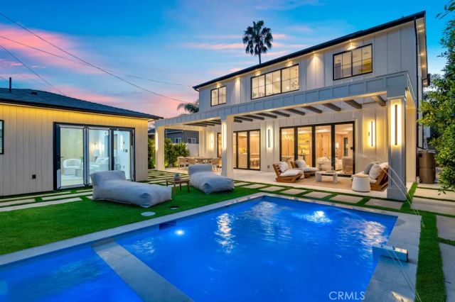 1212 Greenacre Avenue, West Hollywood, CA 90046