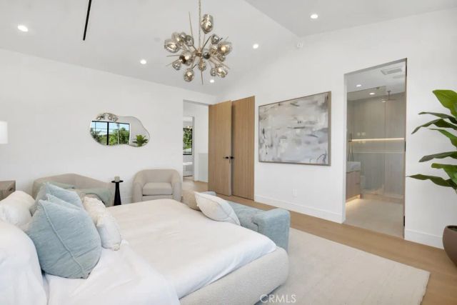 1212 Greenacre Avenue, West Hollywood, CA 90046