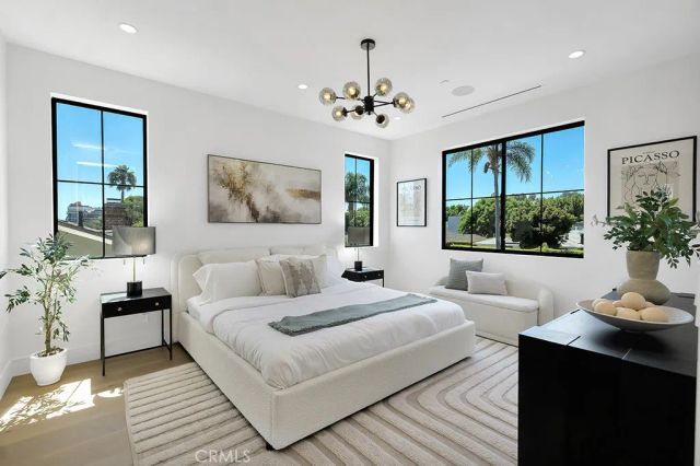 1212 Greenacre Avenue, West Hollywood, CA 90046