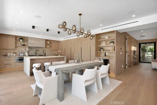 1212 Greenacre Avenue, West Hollywood, CA 90046
