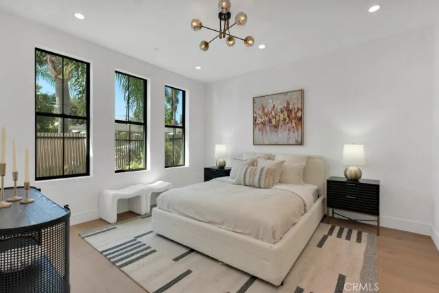 1212 Greenacre Avenue, West Hollywood, CA 90046