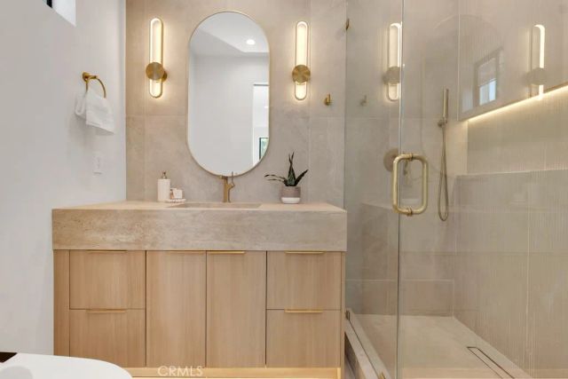 1212 Greenacre Avenue, West Hollywood, CA 90046