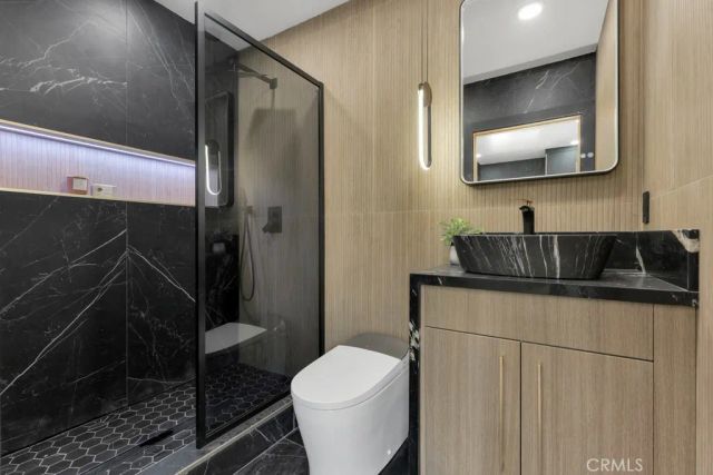 1212 Greenacre Avenue, West Hollywood, CA 90046