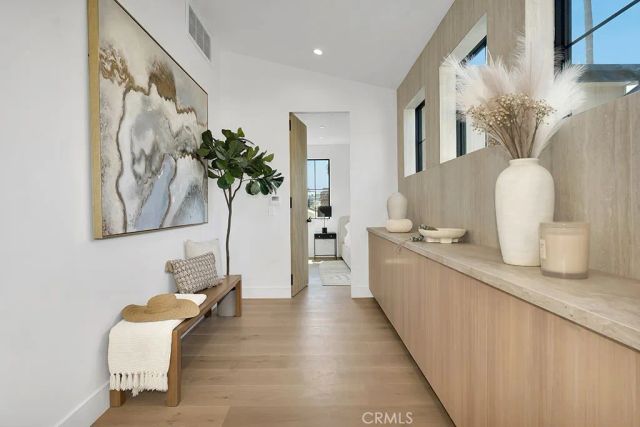 1212 Greenacre Avenue, West Hollywood, CA 90046