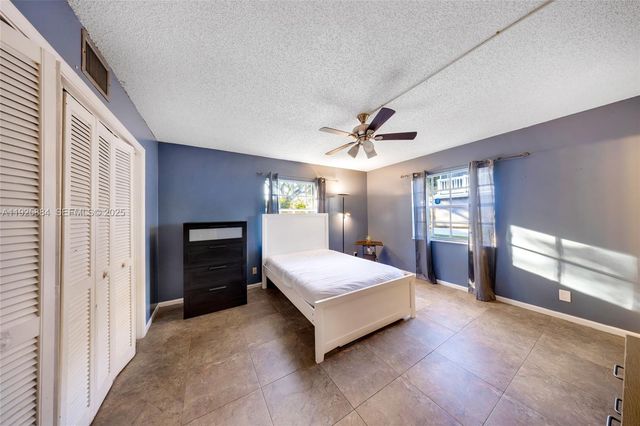 7554 Stirling Rd 102, Davie, FL 33024