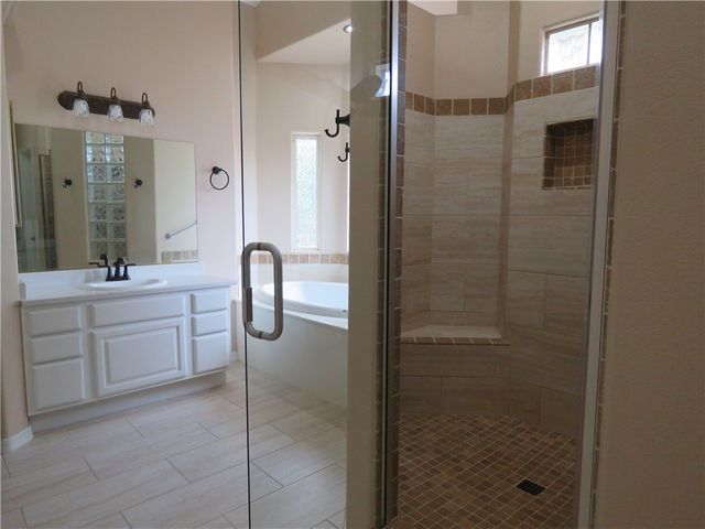 2504 Golf Drive, Kingman, AZ 86401