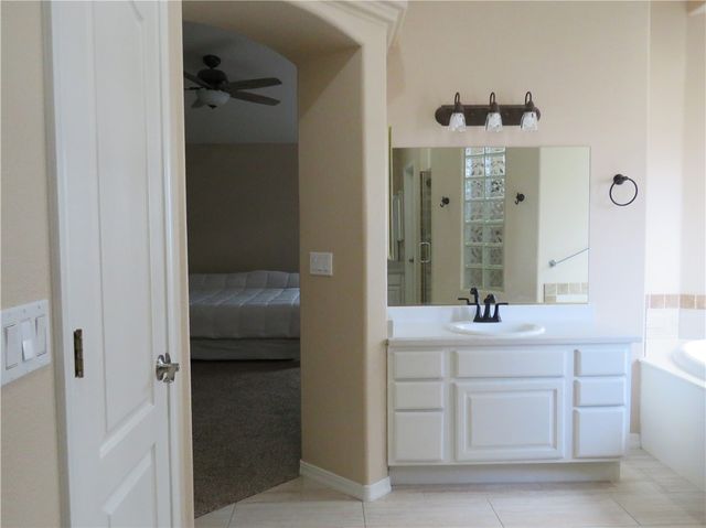 2504 Golf Drive, Kingman, AZ 86401