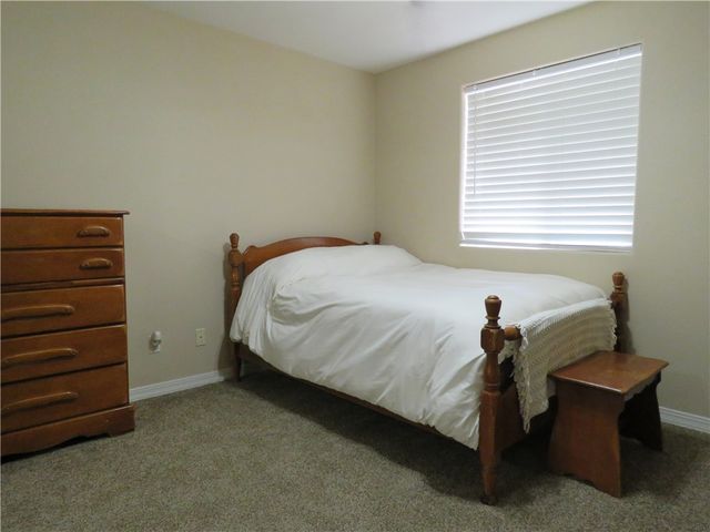 2504 Golf Drive, Kingman, AZ 86401