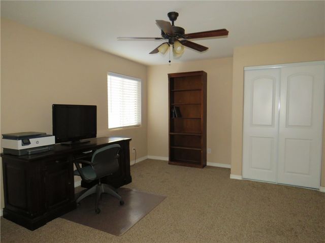 2504 Golf Drive, Kingman, AZ 86401