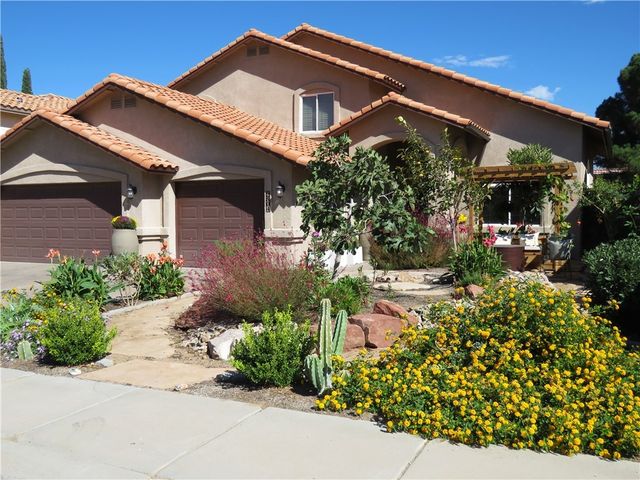 2504 Golf Drive, Kingman, AZ 86401