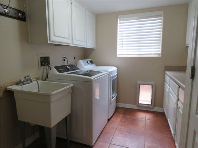 2504 Golf Drive, Kingman, AZ 86401