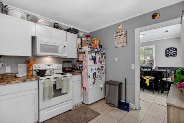307 Thompson Street, Walterboro, SC 29488