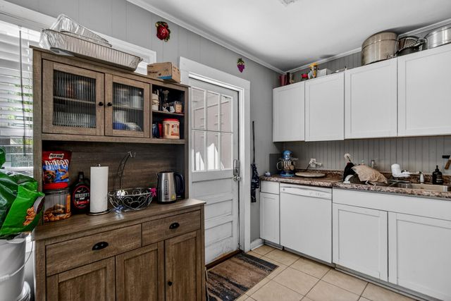 307 Thompson Street, Walterboro, SC 29488