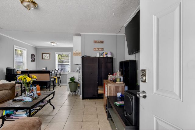 307 Thompson Street, Walterboro, SC 29488