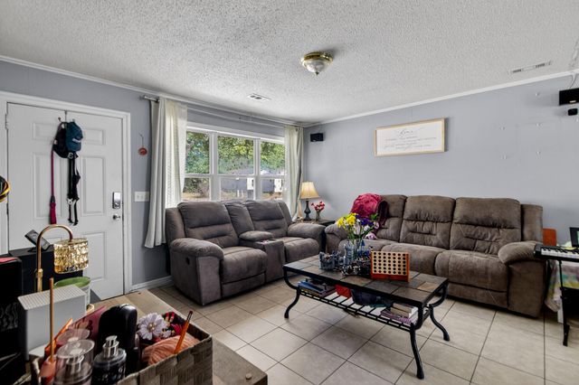 307 Thompson Street, Walterboro, SC 29488
