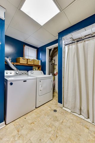 20753 Mary Drive, Lockport, IL 60441