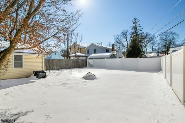 54 Sunset Trl, Denville Twp., NJ 07834