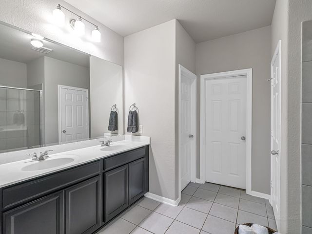 14106 Pinebrook Thistle Court, Cypress, TX 77429