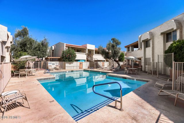 4150 E CACTUS Road 115, Phoenix, AZ 85032
