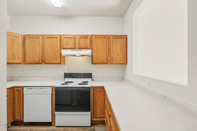 10 Moorefield Court, Durham, NC 27705